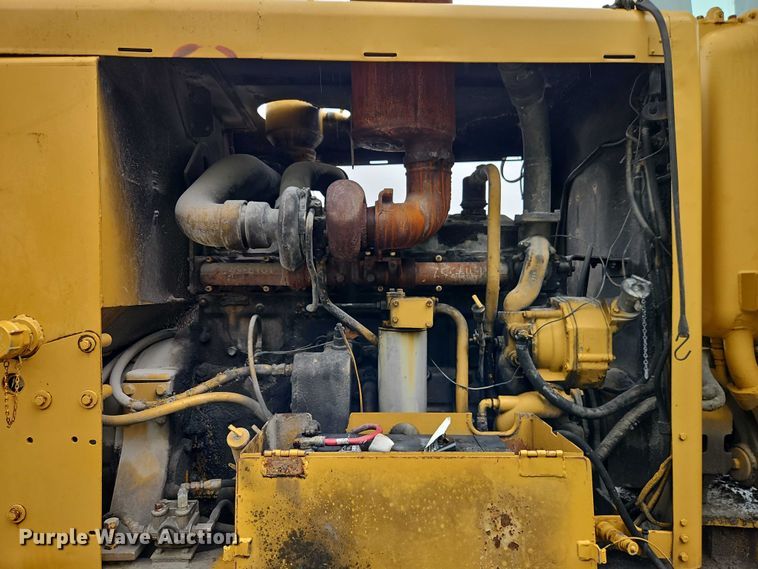 image for item EB8336 1974 Caterpillar 16G motor grader