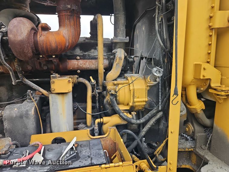 image for item EB8336 1974 Caterpillar 16G motor grader