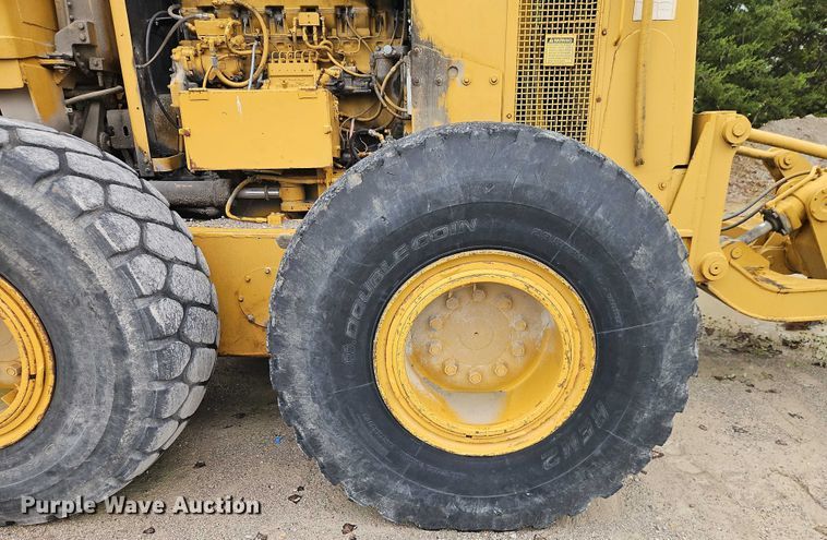 image for item EB8336 1974 Caterpillar 16G motor grader