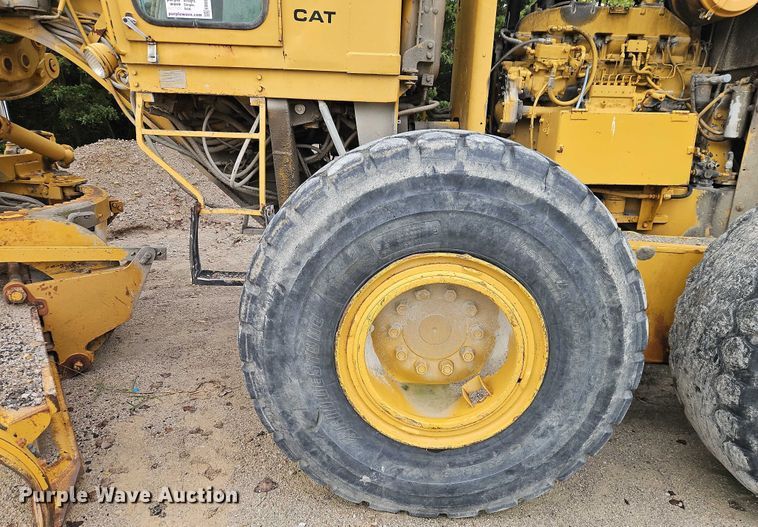 image for item EB8336 1974 Caterpillar 16G motor grader