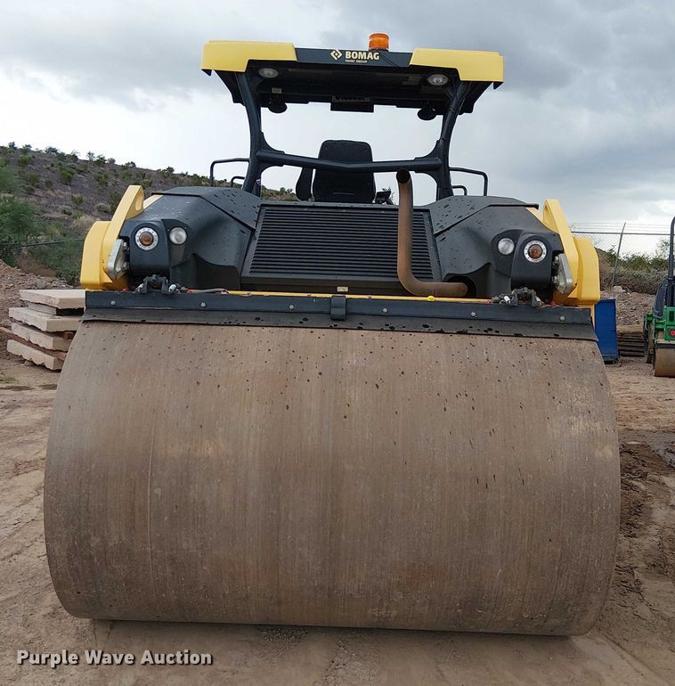 image for item EC1194 2016 Bomag BW206 AD-5 double drum vibratory roller