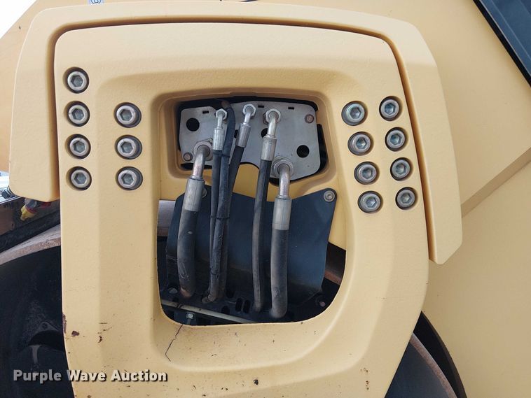 image for item EC1194 2016 Bomag BW206 AD-5 double drum vibratory roller