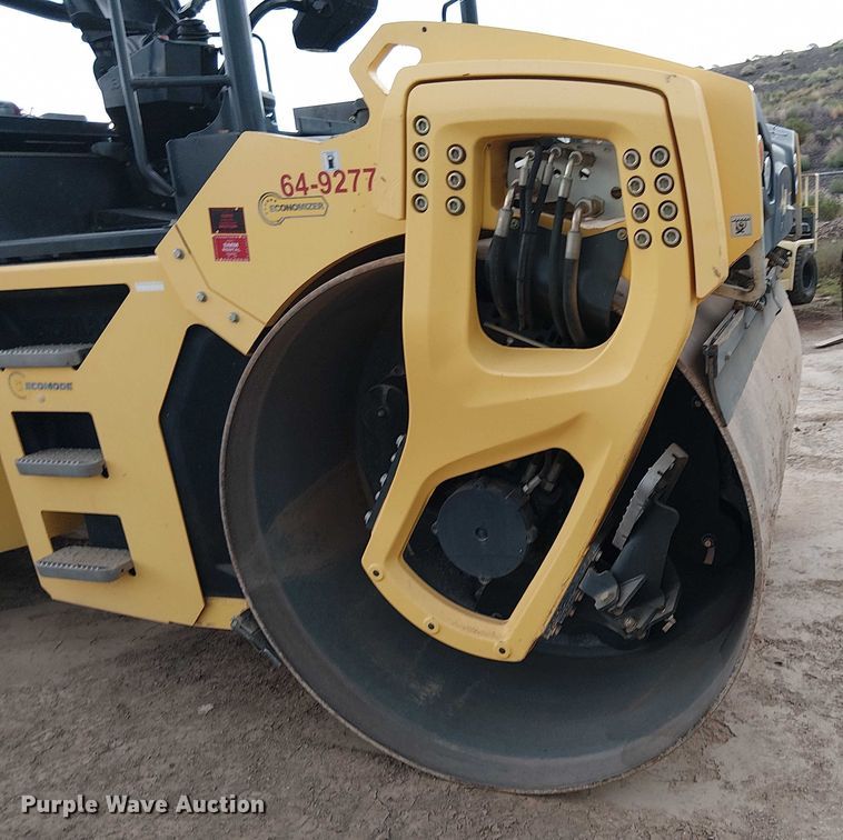image for item EC1194 2016 Bomag BW206 AD-5 double drum vibratory roller