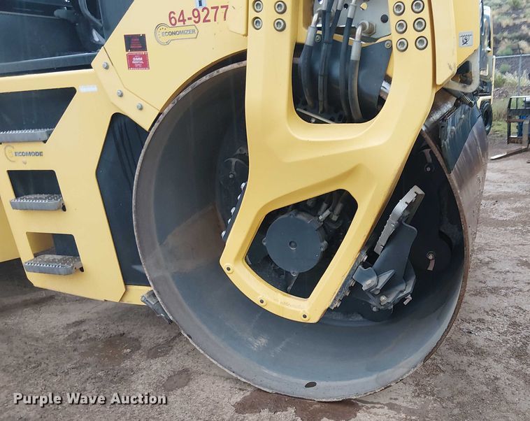 image for item EC1194 2016 Bomag BW206 AD-5 double drum vibratory roller