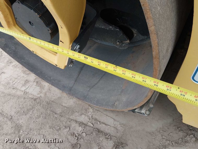 image for item EC1194 2016 Bomag BW206 AD-5 double drum vibratory roller