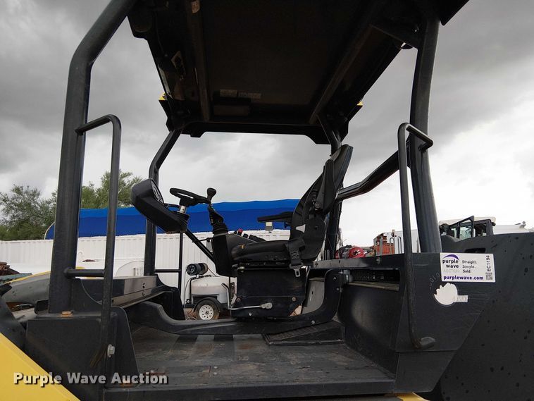 image for item EC1194 2016 Bomag BW206 AD-5 double drum vibratory roller