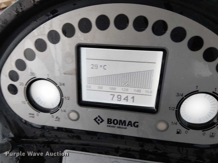 image for item EC1194 2016 Bomag BW206 AD-5 double drum vibratory roller