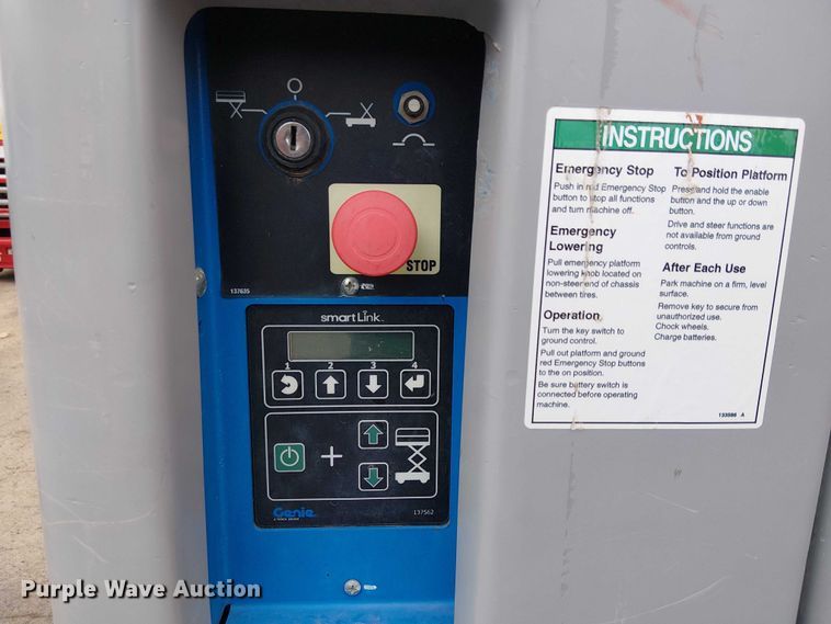 image for item EC1195 2016 Genie GR-20 vertical lift