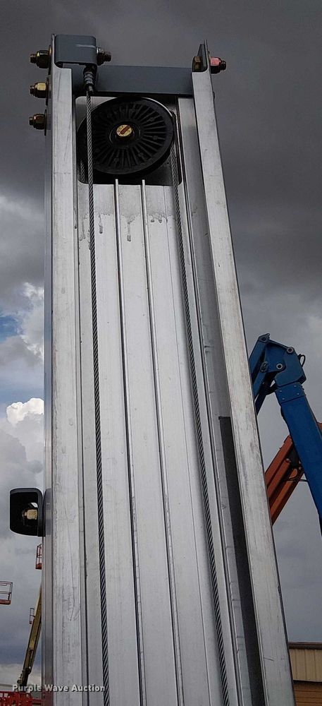 image for item EC1196 2023 Terex SLC-24 material lift