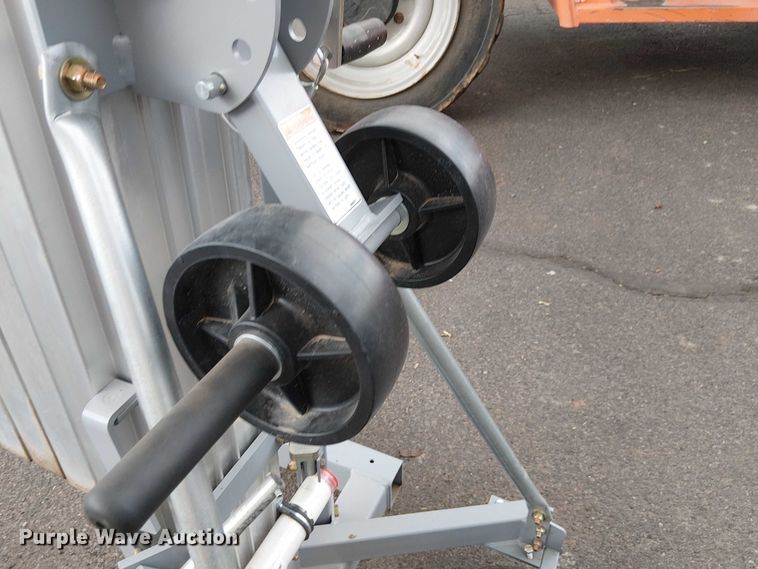 image for item EC1196 2023 Terex SLC-24 material lift