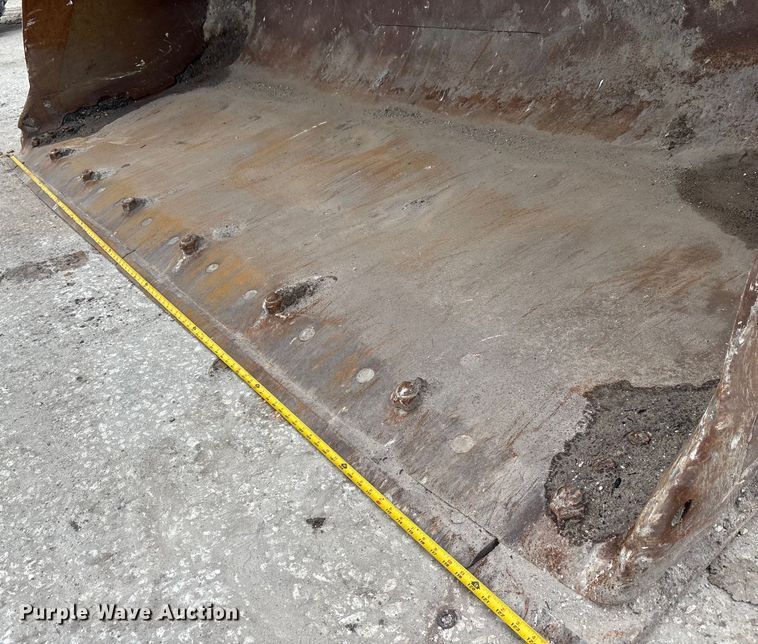 image for item EC3775 2019 Caterpillar 966M wheel loader