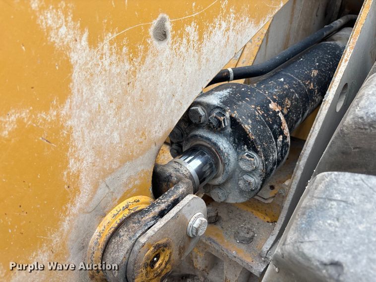 image for item EC3775 2019 Caterpillar 966M wheel loader