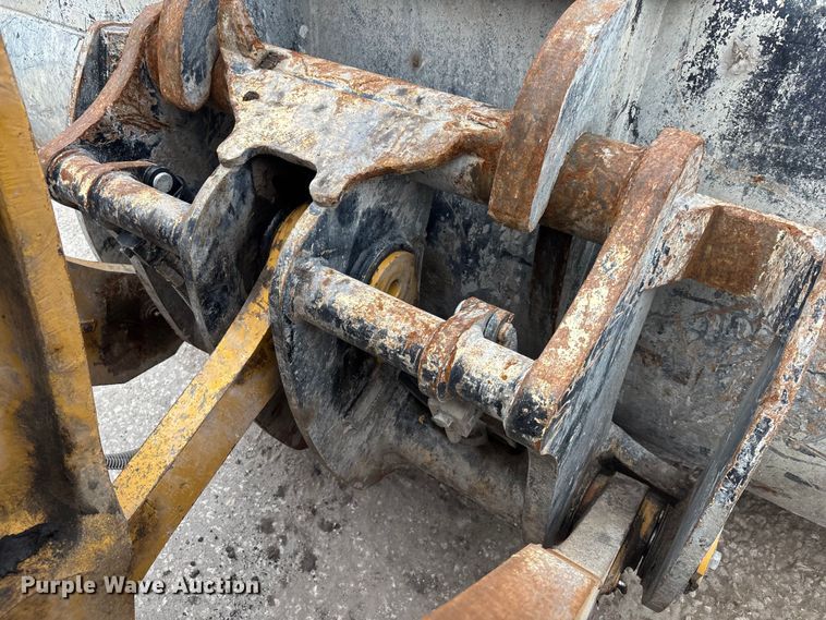 image for item EC3775 2019 Caterpillar 966M wheel loader