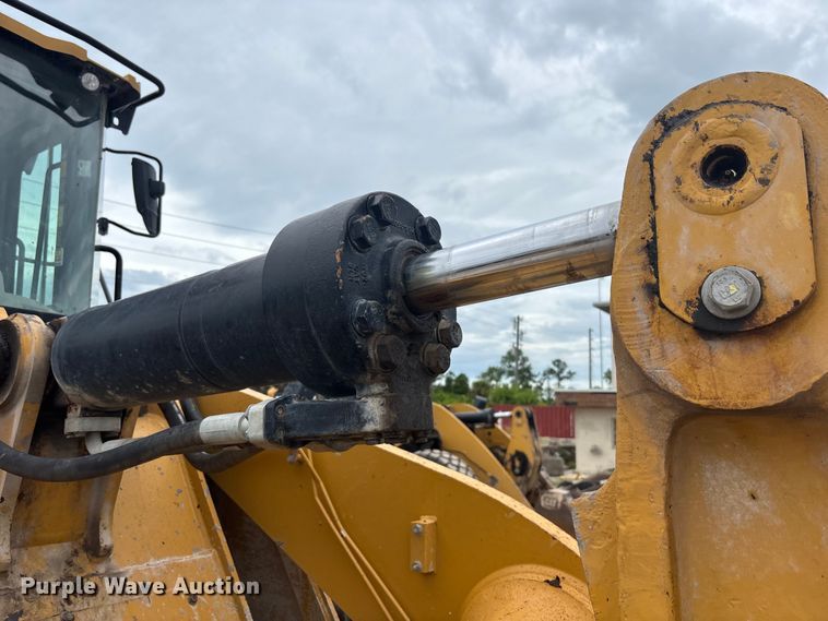 image for item EC3775 2019 Caterpillar 966M wheel loader