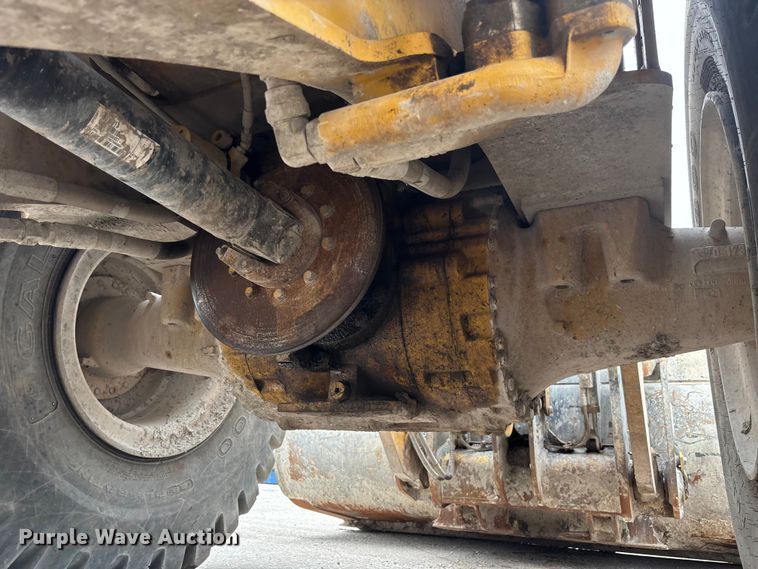 image for item EC3775 2019 Caterpillar 966M wheel loader