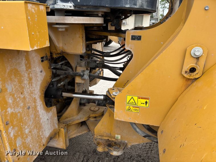 image for item EC3775 2019 Caterpillar 966M wheel loader