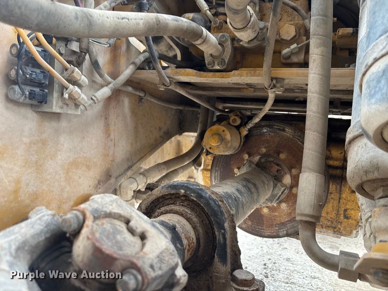 image for item EC3775 2019 Caterpillar 966M wheel loader