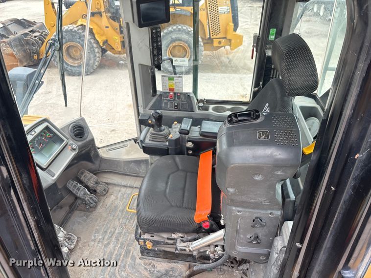 image for item EC3775 2019 Caterpillar 966M wheel loader