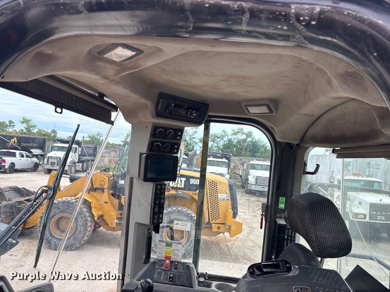 image for item EC3775 2019 Caterpillar 966M wheel loader