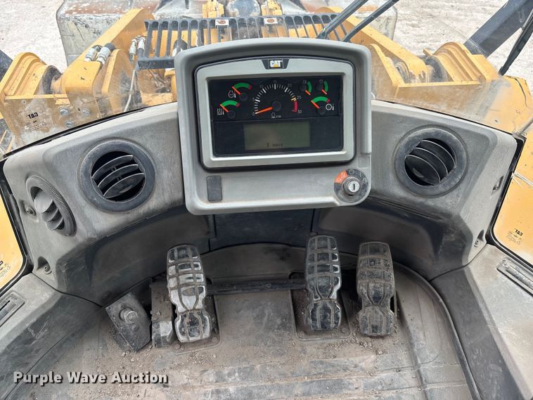 image for item EC3775 2019 Caterpillar 966M wheel loader