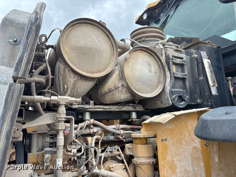 image for item EC3775 2019 Caterpillar 966M wheel loader