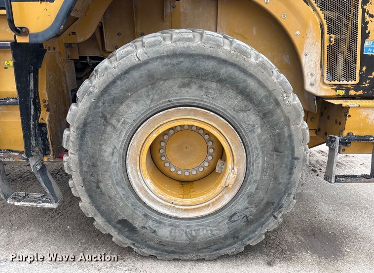 image for item EC3775 2019 Caterpillar 966M wheel loader