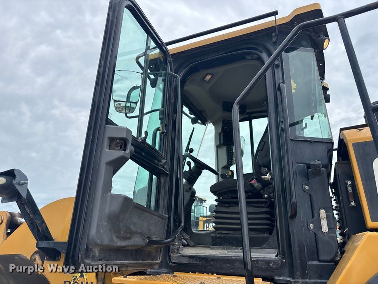 image for item EC3776 2019 Caterpillar 950M wheel loader