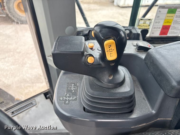 image for item EC3776 2019 Caterpillar 950M wheel loader