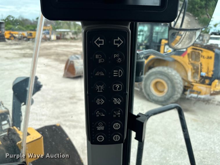 image for item EC3776 2019 Caterpillar 950M wheel loader