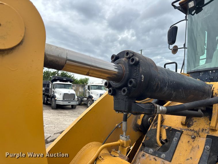image for item EC3777 2013 Caterpillar 950K wheel loader