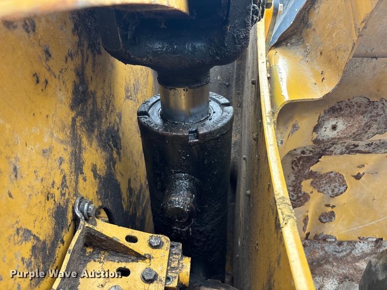 image for item EC3777 2013 Caterpillar 950K wheel loader