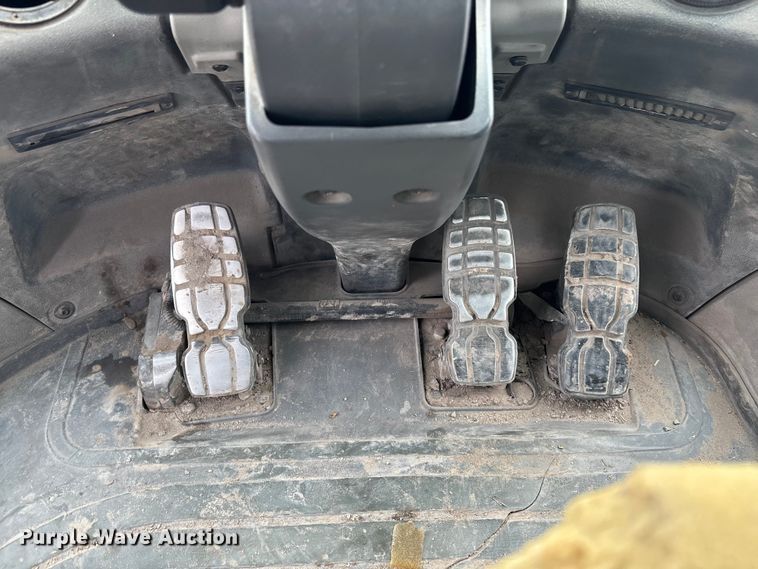 image for item EC3777 2013 Caterpillar 950K wheel loader