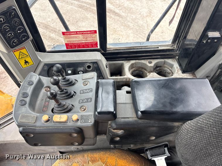 image for item EC3777 2013 Caterpillar 950K wheel loader