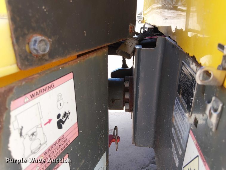 image for item EC3827 2018 Wacker Neuson RD12A double drum vibratory roller