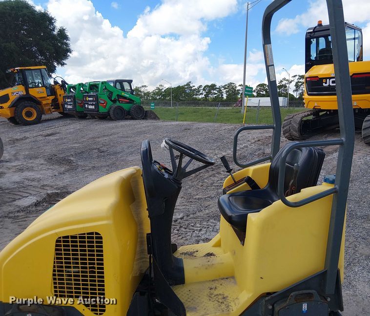 image for item EC3827 2018 Wacker Neuson RD12A double drum vibratory roller