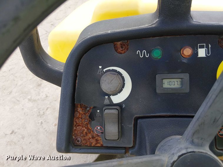 image for item EC3827 2018 Wacker Neuson RD12A double drum vibratory roller