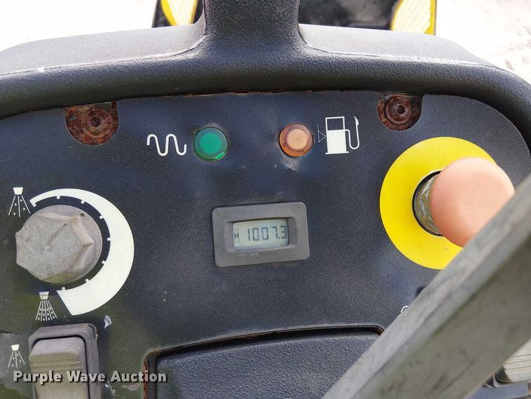 image for item EC3827 2018 Wacker Neuson RD12A double drum vibratory roller