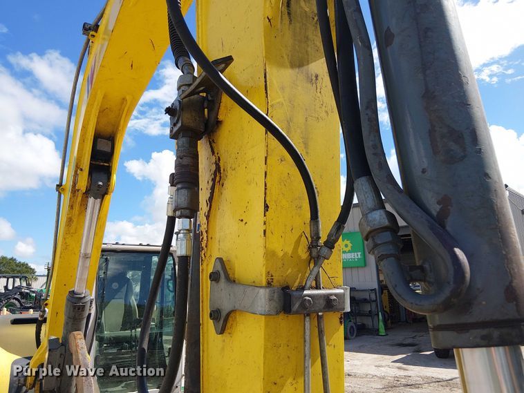 image for item EC3828 2019 Wacker Neuson ET90 mini excavator