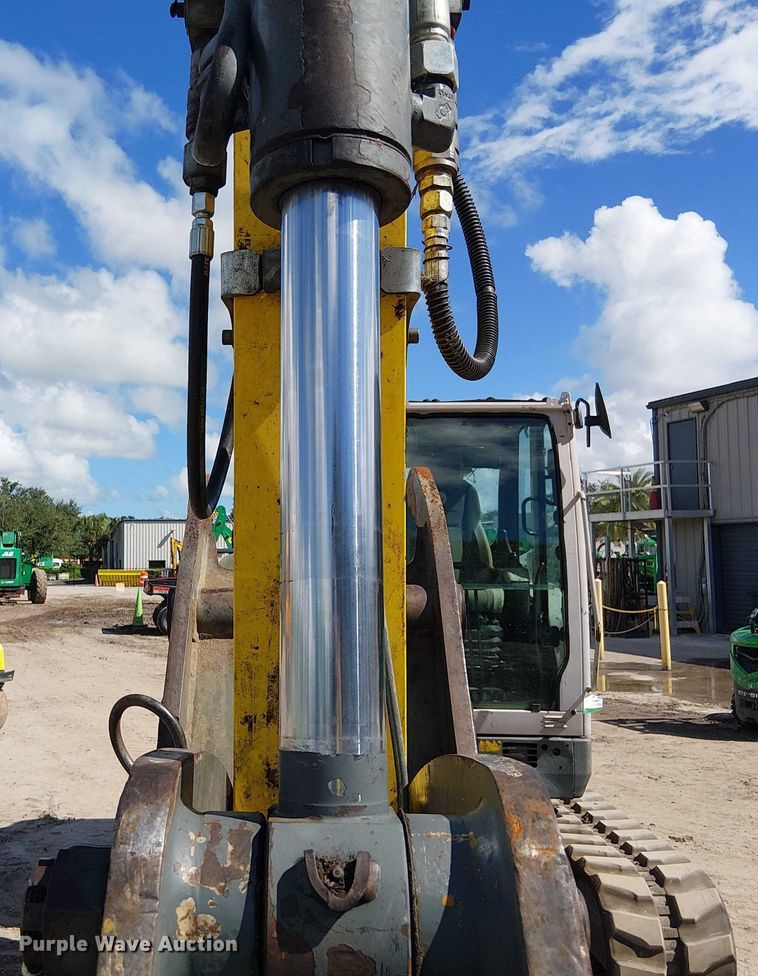 image for item EC3828 2019 Wacker Neuson ET90 mini excavator