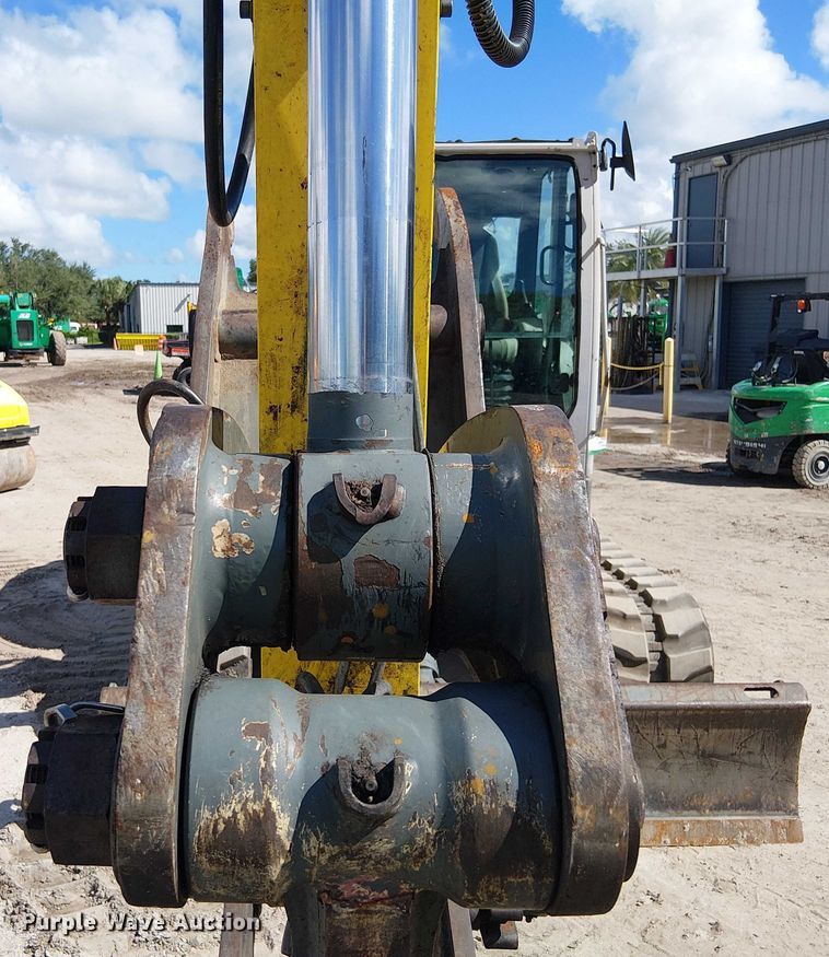 image for item EC3828 2019 Wacker Neuson ET90 mini excavator