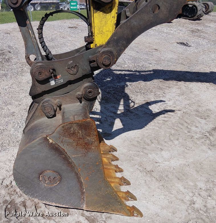 image for item EC3828 2019 Wacker Neuson ET90 mini excavator
