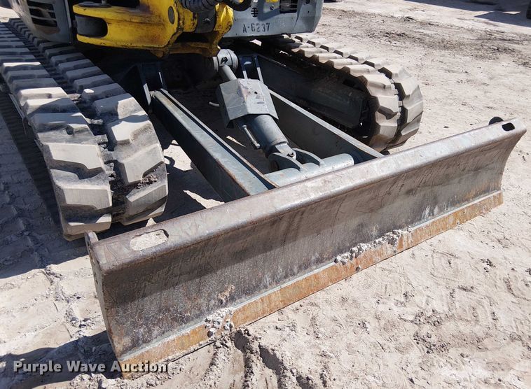 image for item EC3828 2019 Wacker Neuson ET90 mini excavator