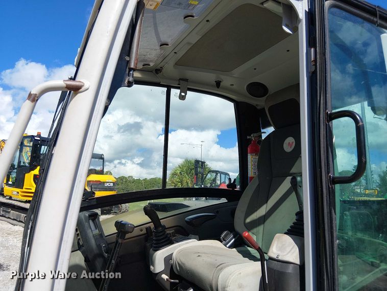 image for item EC3828 2019 Wacker Neuson ET90 mini excavator