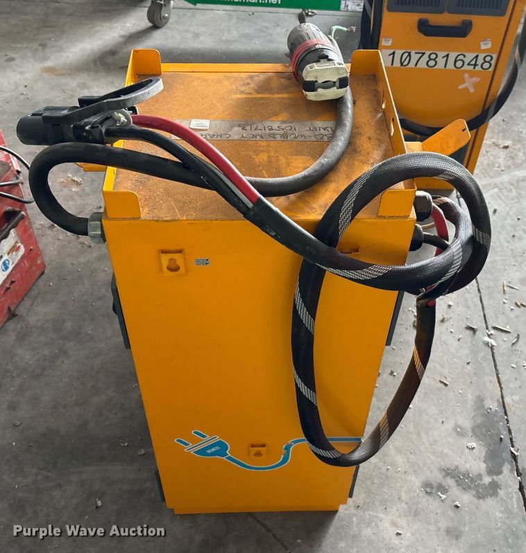 image for item EC3829 2022 JCB JCB18 forklift charger