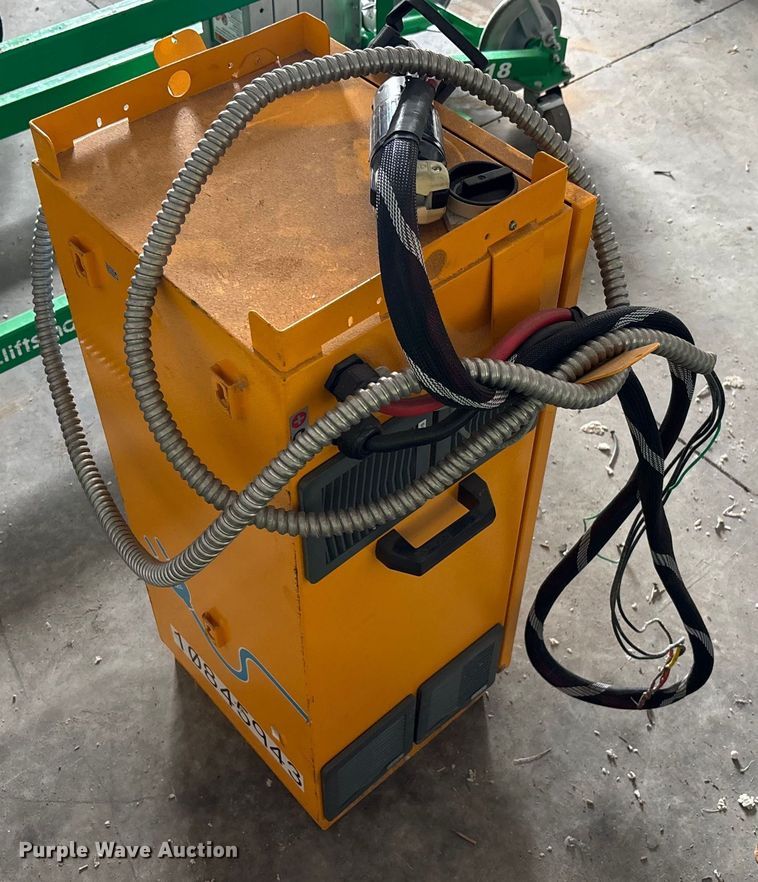 image for item EC3830 2022 JCB JCB18 forklift charger