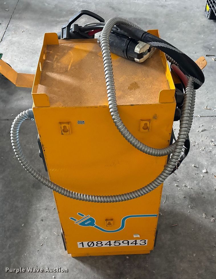 image for item EC3830 2022 JCB JCB18 forklift charger