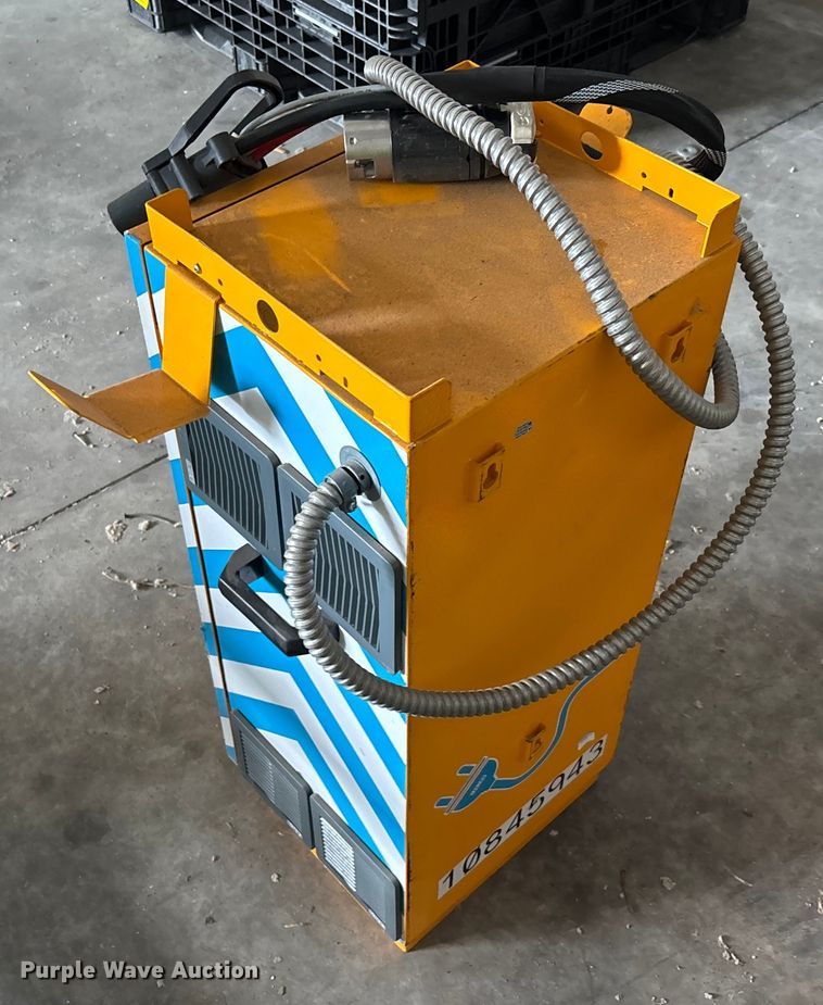 image for item EC3830 2022 JCB JCB18 forklift charger