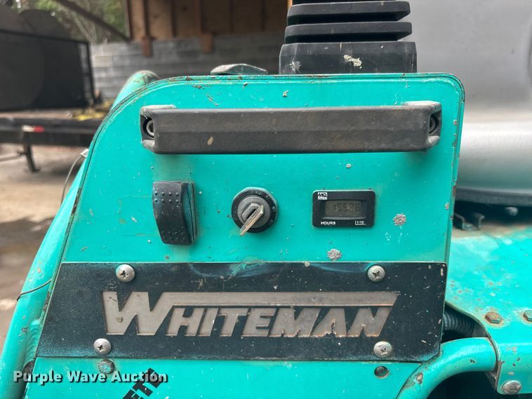 image for item EC3832 2012 Multiquip Whiteman STX power trowel 