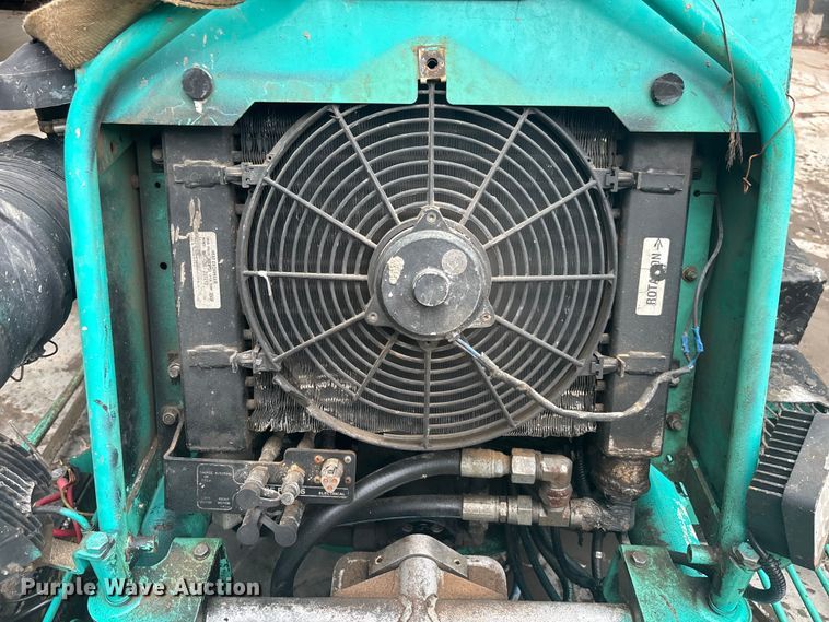 image for item EC3832 2012 Multiquip Whiteman STX power trowel 