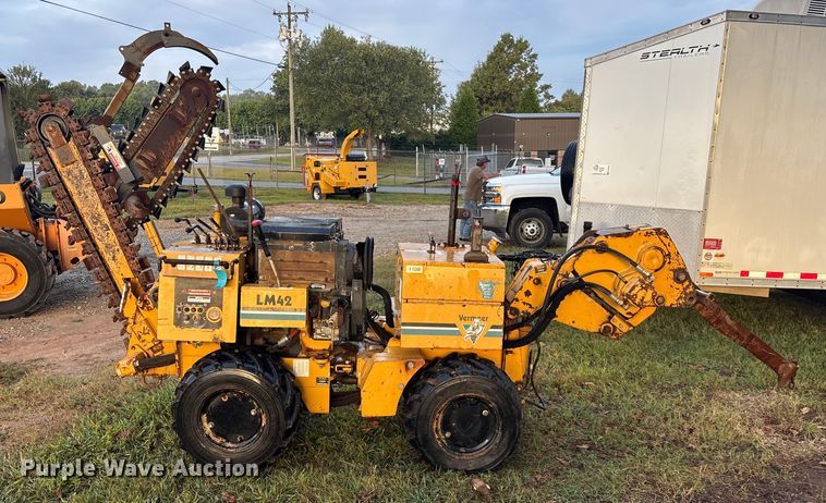image for item EC3844 2005 Vermeer LM42 trencher